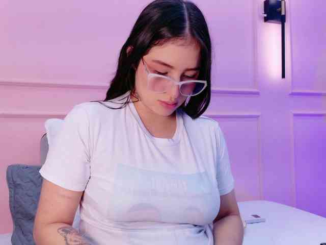 AshleyEvans21 webcam