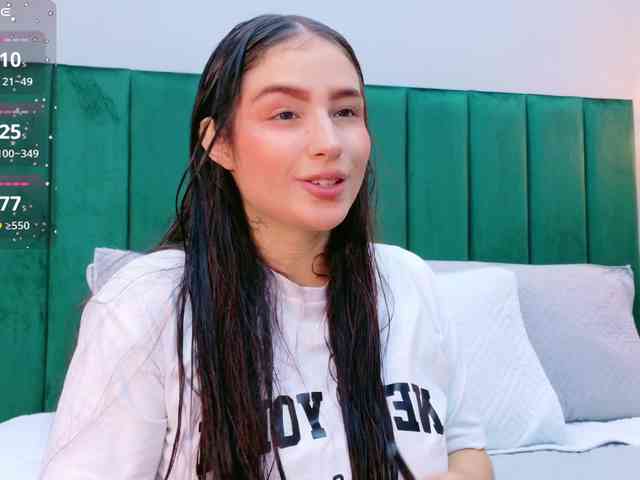 AshleyEvans21 AshleyEvans21