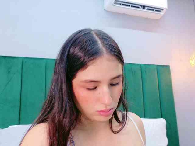 AshleyEvans21 webcam