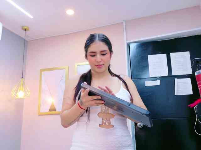 AshleyEvans21 webcam