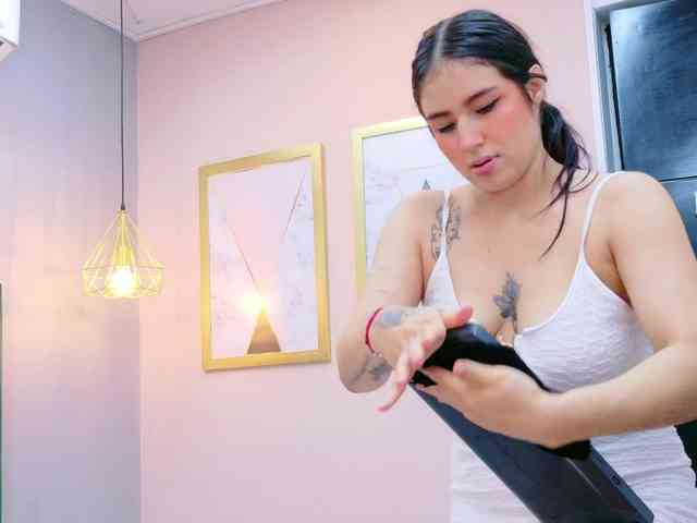 AshleyEvans21 webcam