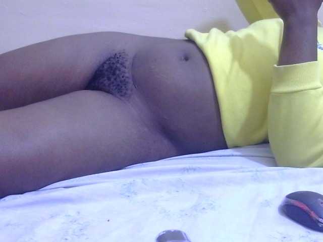 Barbiequeen webcam bongacams model stream image