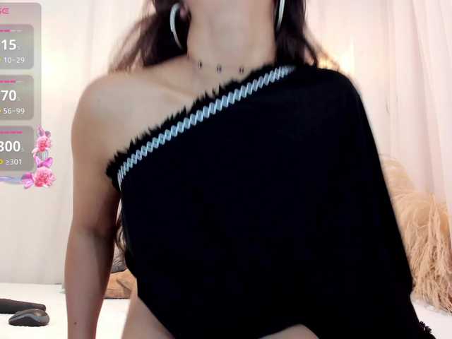 adhitii's BongaCams show and profile