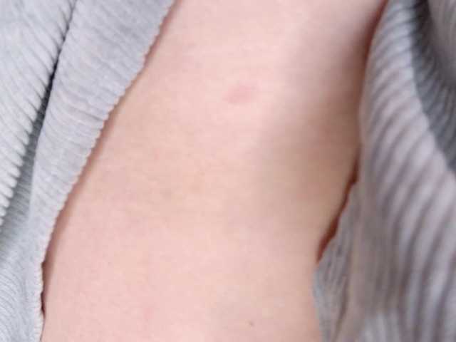 Amellika's BongaCams show and profile