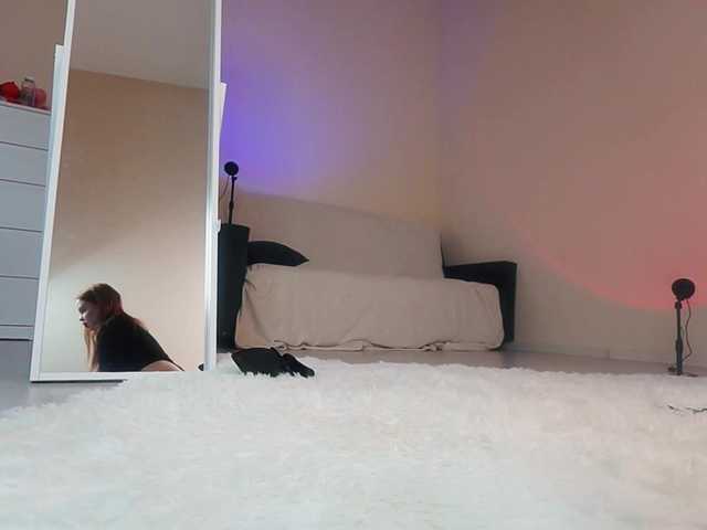 Amellika – webcam model profile photo