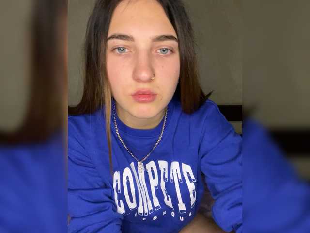 Foxxx-1's Thumb Image