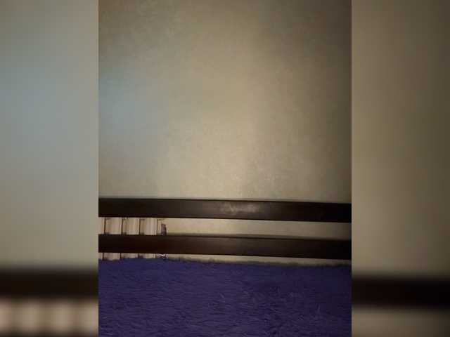 Foxxx-1's BongaCams show and profile