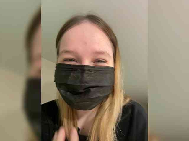 Hollymollylove webcam