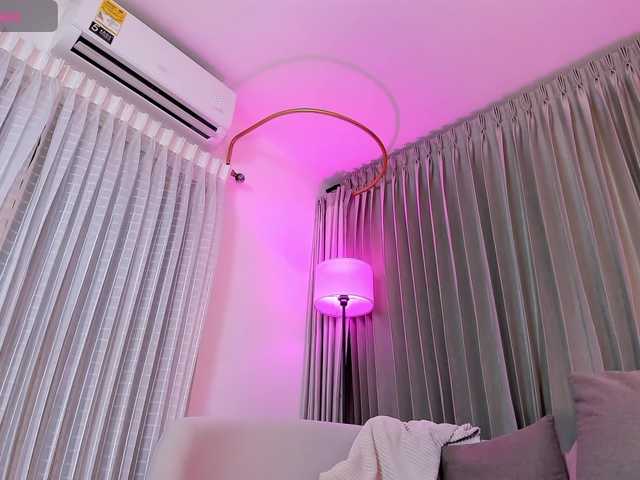 sabrinacherry's BongaCams show and profile