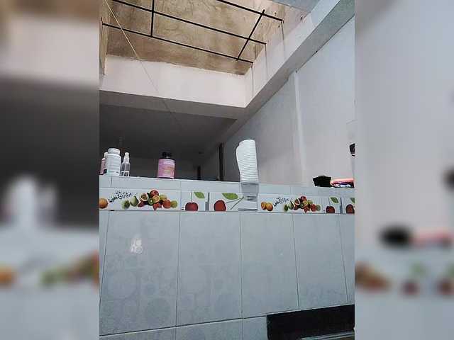 Kloe-Malkova1's BongaCams show and profile