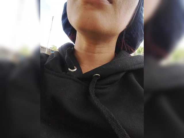 Kloe-Malkova1's BongaCams show and profile