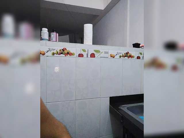 Kloe-Malkova1's BongaCams show and profile