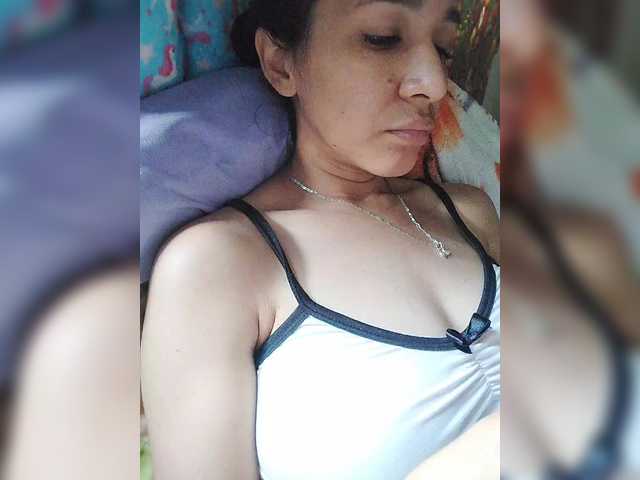 Kloe-Malkova1's BongaCams show and profile