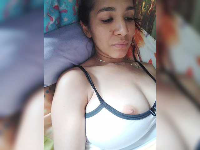 Kloe-Malkova1's BongaCams show and profile