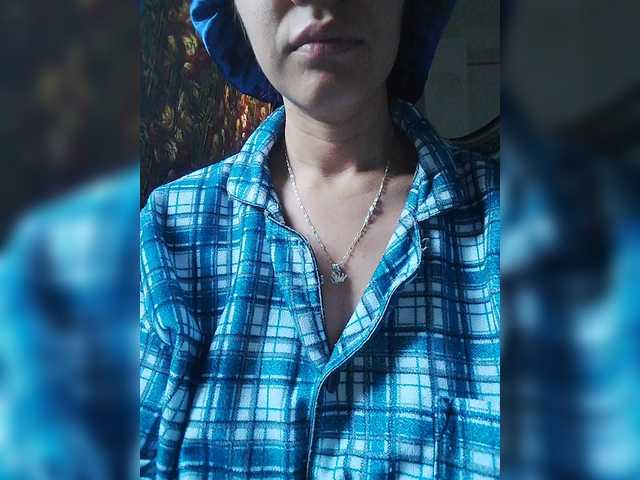 Kloe-Malkova1's BongaCams show and profile