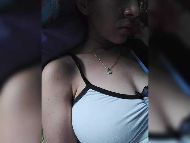 Kloe-Malkova1's BongaCams show and profile