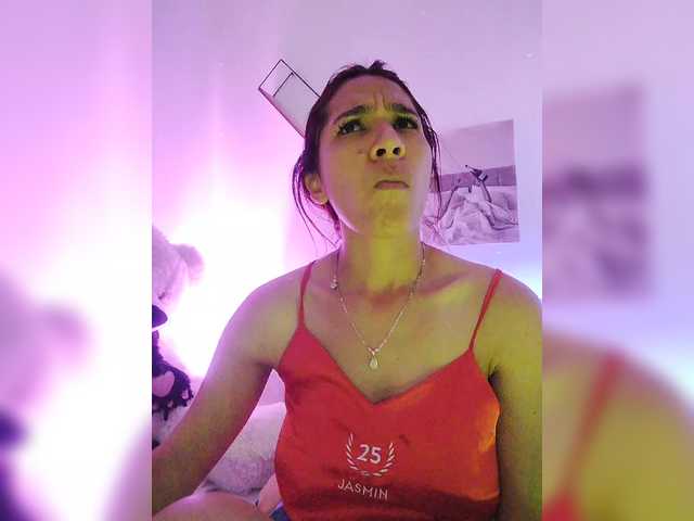 Kloe-Malkova1's BongaCams show and profile