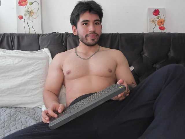 MichelandChris live cam