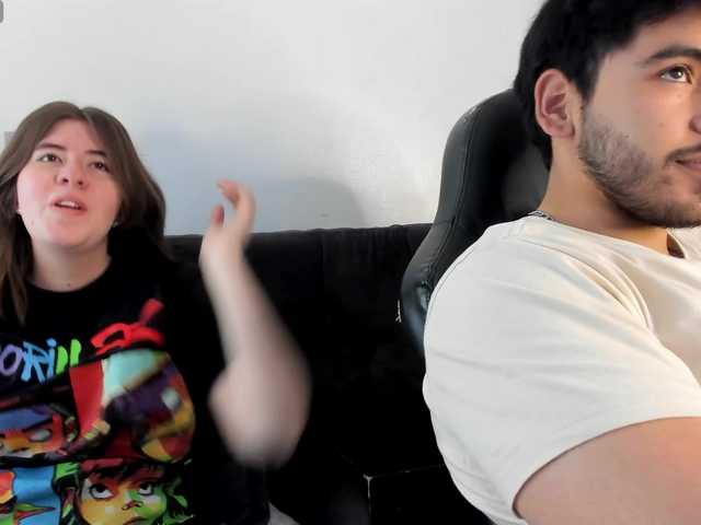  MichelandChris chat room