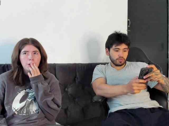 MichelandChris webcam