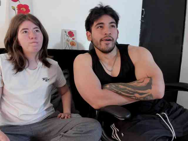 MichelandChris webcam