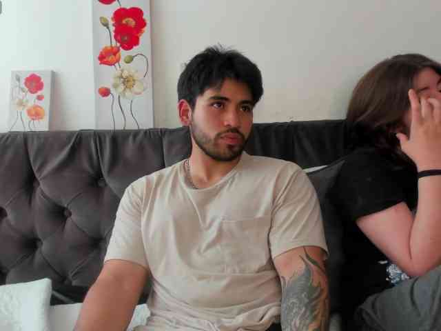 MichelandChris webcam