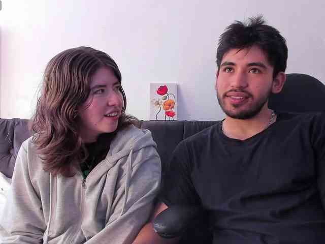 MichelandChris webcam