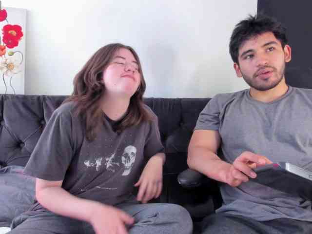 MichelandChris webcam