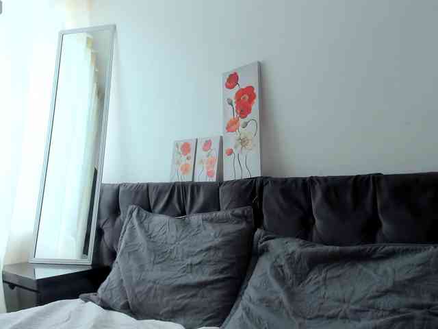 MichelandChris webcam