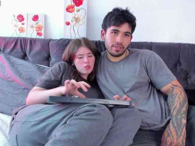 MichelandChris webcam