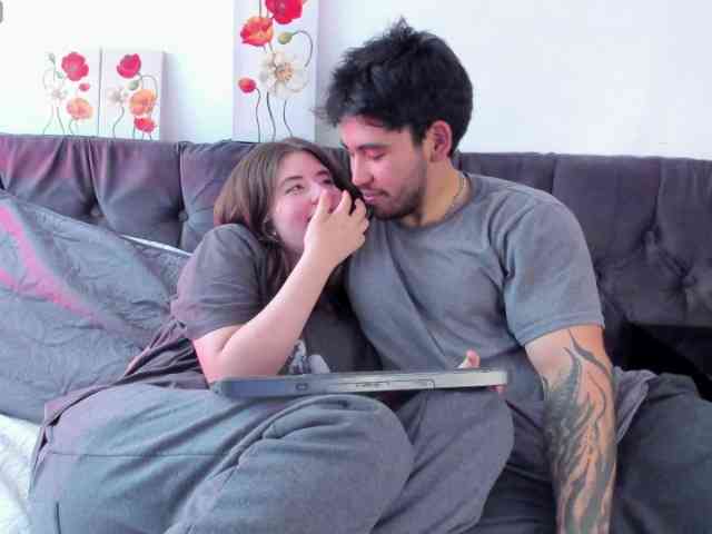 MichelandChris webcam