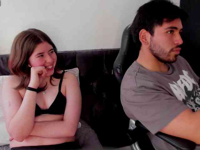 MichelandChris webcam