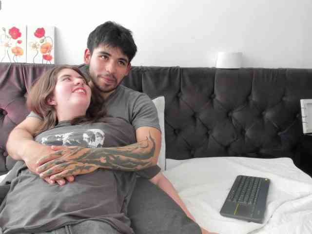 MichelandChris webcam