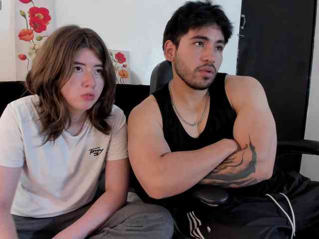 MichelandChris webcam