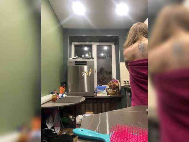 FallenLaAngel webcam