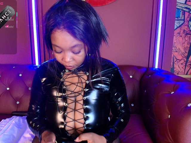 CharlotteBrown-1 from BongaCams is Freechat