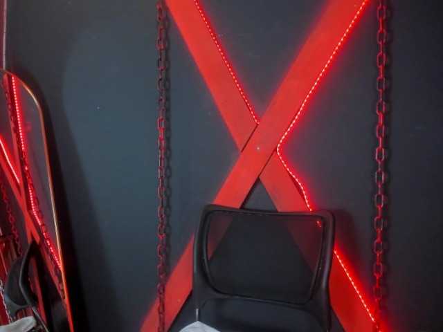 CharlotteBrown-1's BongaCams show and profile