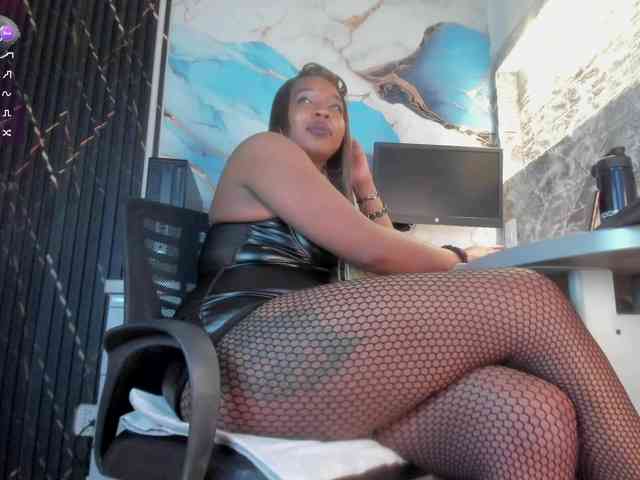 CharlotteBrown-1 webcam