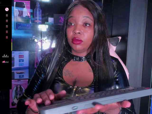 CharlotteBrown-1 webcam