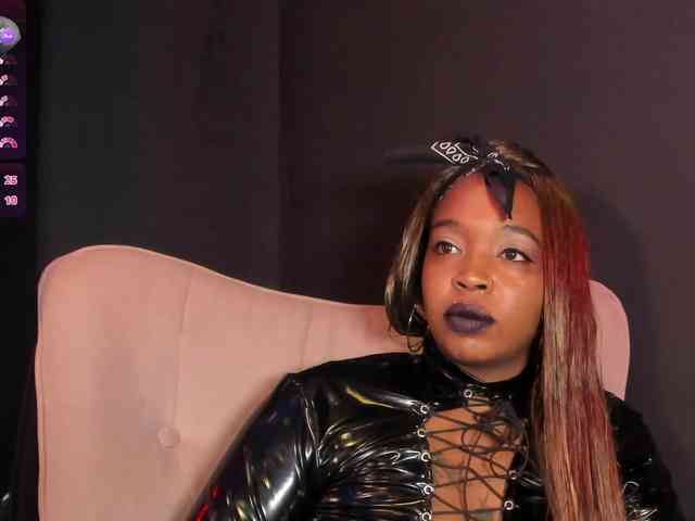 CharlotteBrown-1 webcam