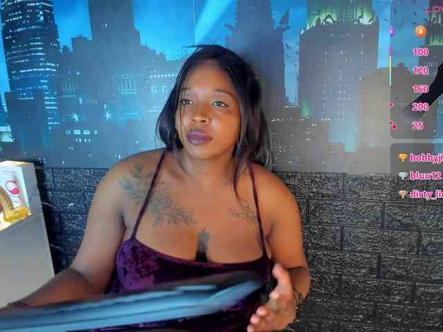 CharlotteBrown-1 webcam