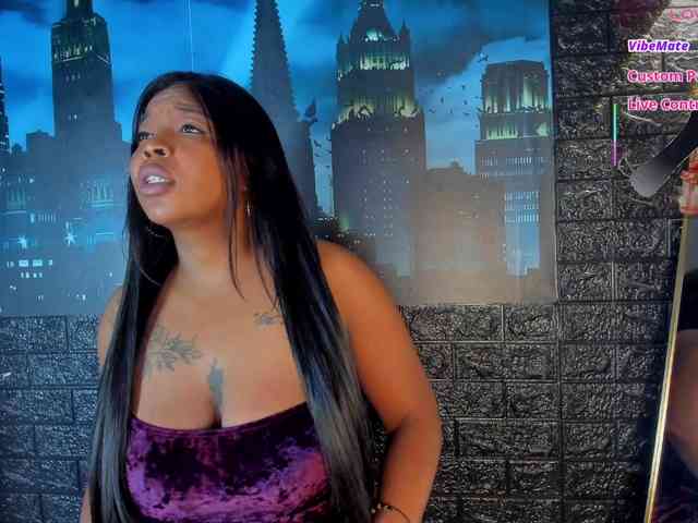 CharlotteBrown-1 webcam