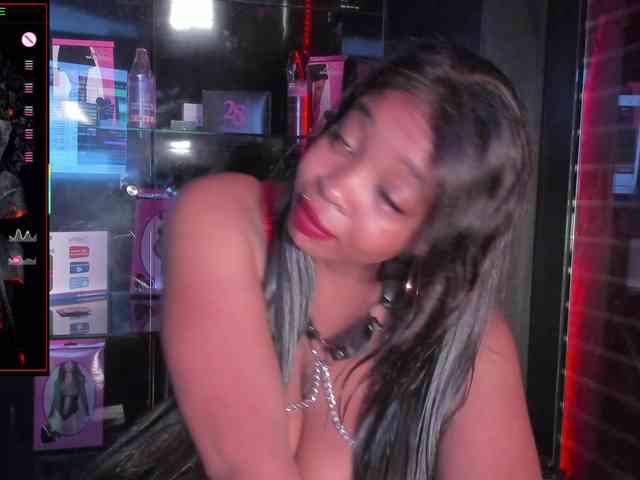 CharlotteBrown-1 webcam