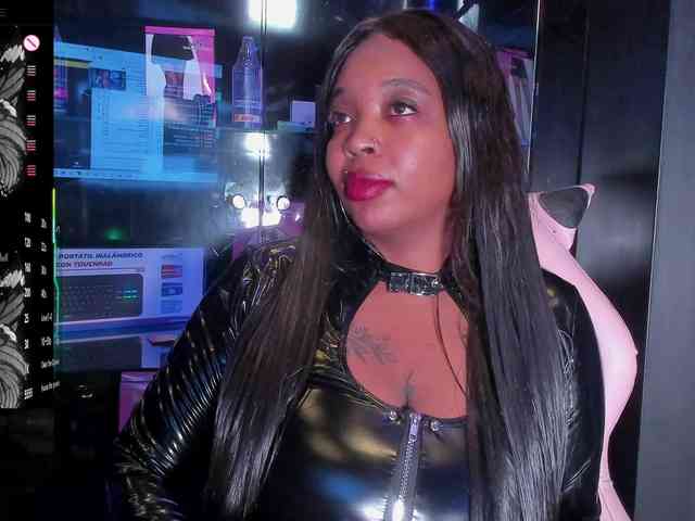 CharlotteBrown-1 webcam