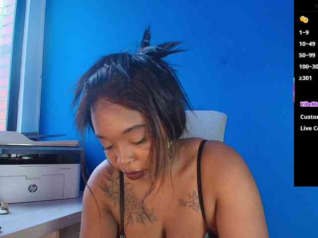 CharlotteBrown-1 webcam