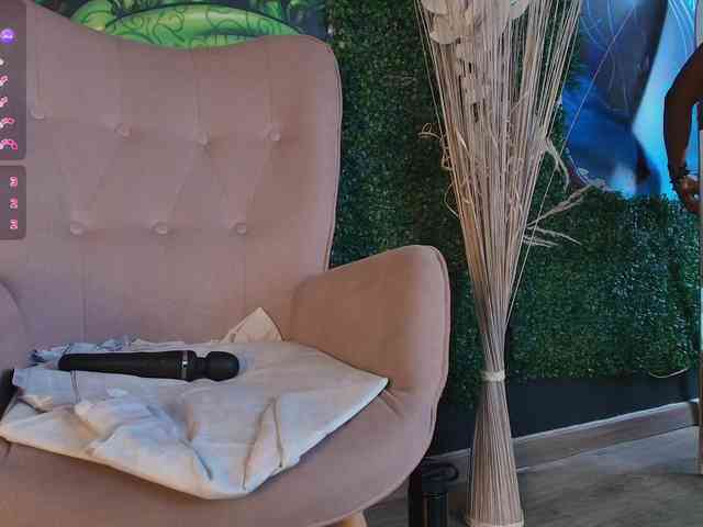 CharlotteBrown-1 webcam