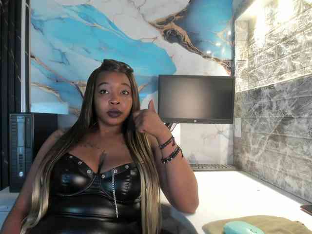 CharlotteBrown-1 webcam