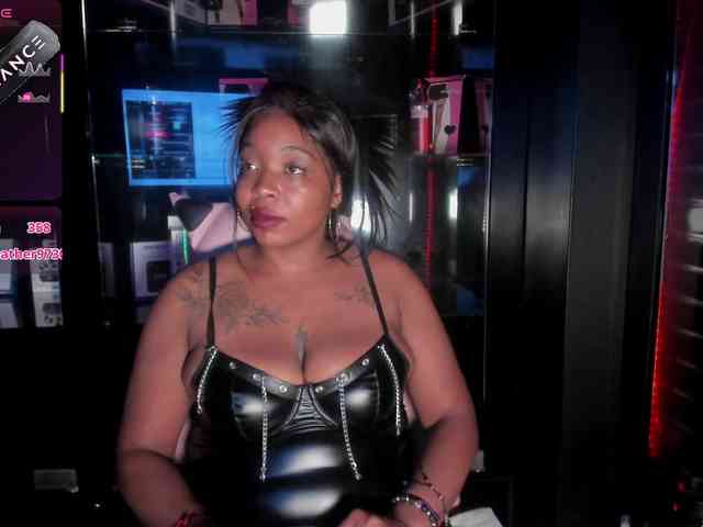 CharlotteBrown-1 webcam