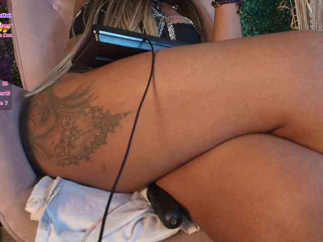 CharlotteBrown-1 webcam