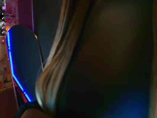 CharlotteBrown-1 webcam